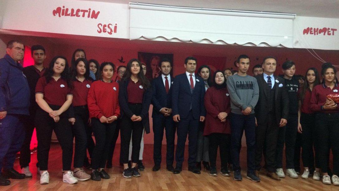 İlçemizde Mehmet Akif Ersoyu Anma ve İstiklâl Marşımızın Kabulünün 98. Yıl Dönümü Münasebetiyle Program Düzenlendi