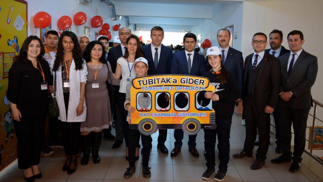 Cumhuriyet Ortaokulu´nun TUBİTAK 4006 Bilim Fuarı Açılışı Gerçekleştirildi
