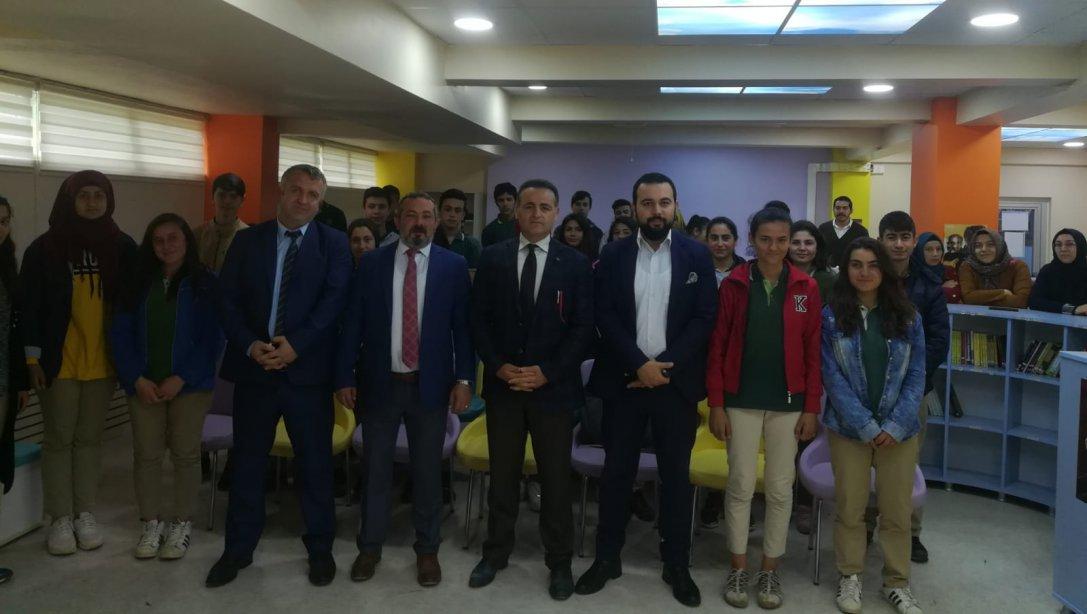 İlçemiz Çok Programlı Anadolu Lisesi'nde Kariyer Günleri Söyleşisi