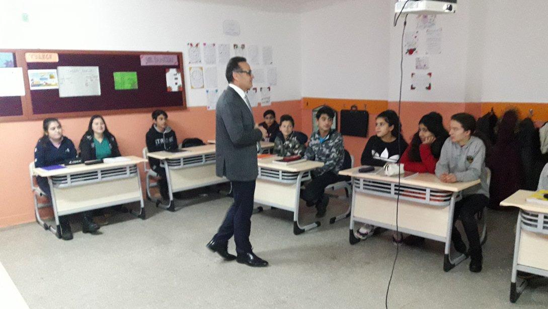 İlçe Milli Eğitim Müdürümüzden 8. Sınıf Öğrencilerimize Motivasyon Ziyareti