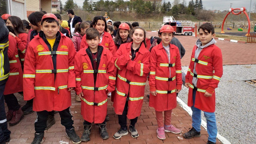 Öğrencilerimiz Kırıkkale Çocuk Trafik Eğitim Parkı'nda Hem Öğrendiler Hem Eğlendiler.